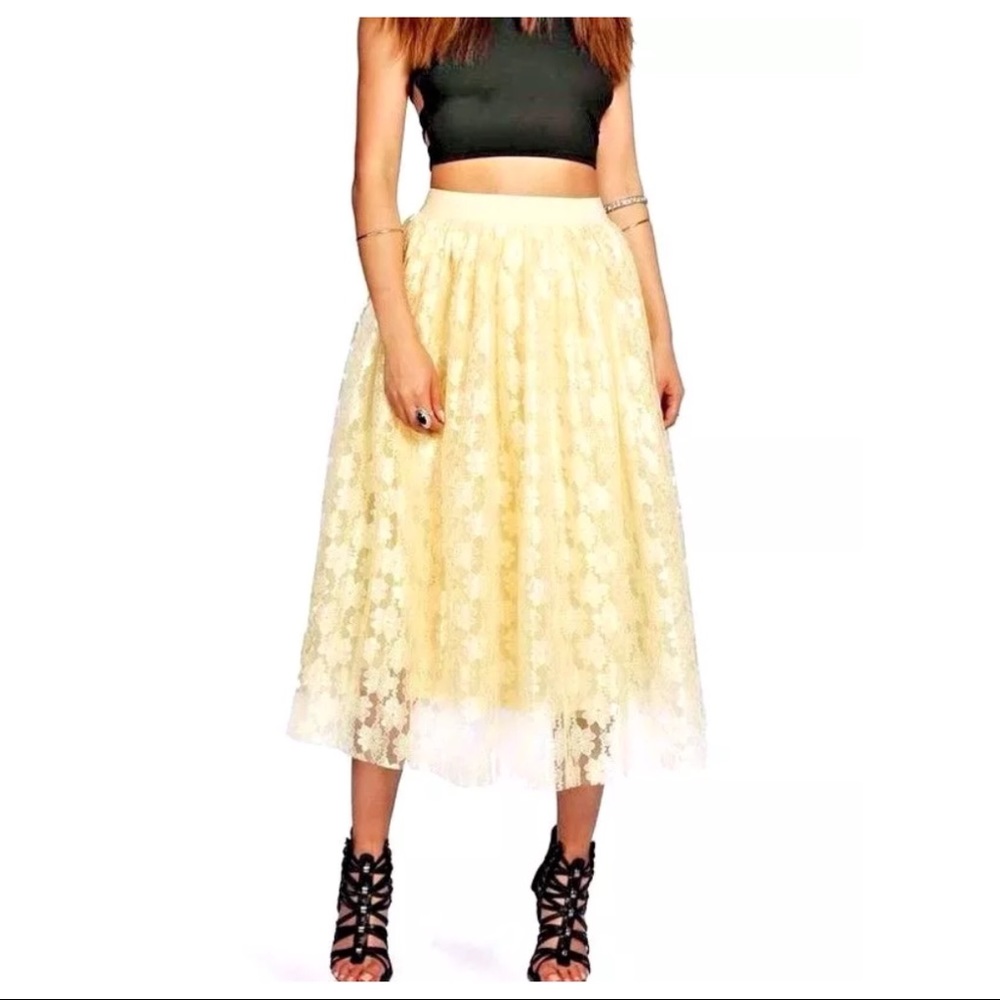 Boohoo Lace Floral Calf Length Pale Yellow Skirt
